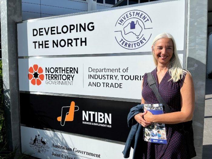 Hotline in the Top End Reading Writing Hotline